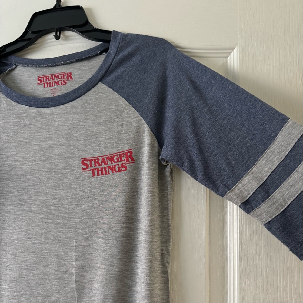 Stranger Things Raglan 3/4 Sleeve Tee - Picture 3 of 7